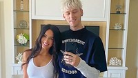 Megan Fox pacari Machine Gun Kelly usai pisah dari ayah satu anaknya. Foto: dok. Instagram/@meganfox