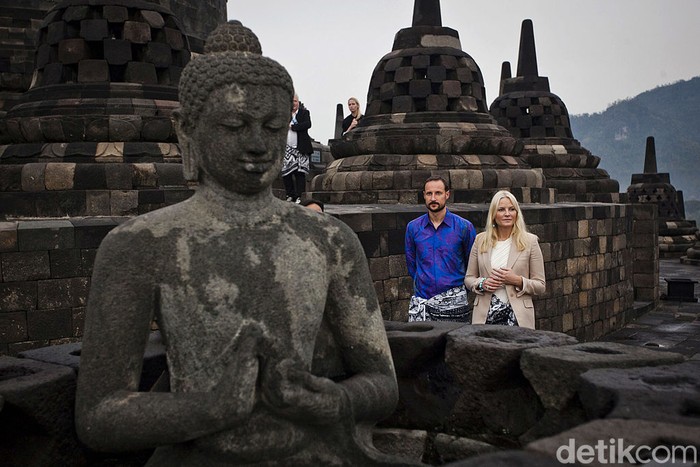 Peringatan Hari Raya Waisak tidak terpisahkan dengan keberadaan Candi Borobudur di Jawa Tengah. Yuk simak lagi kemegahannya.