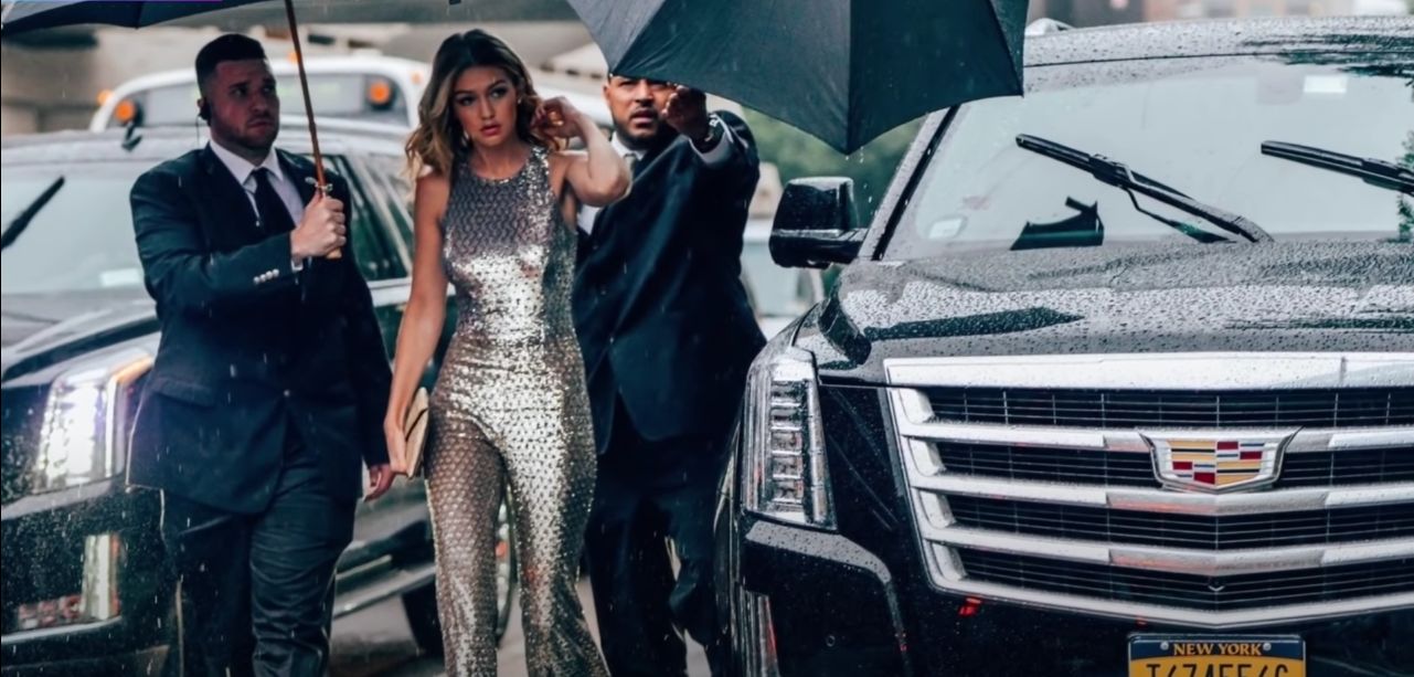 Mobil Gigi Hadid Cadillac Escalade