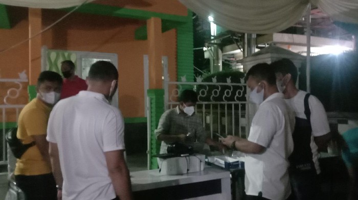 Penggerebekan Lokasi Tes Antigen di Lapangan Merdeka depan Kantor Pos Medan