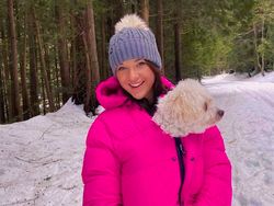 Putri Bungsu Bill Gates Umbar Kemesraan dengan Pacar