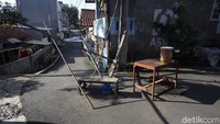 Begini penampakan sepinya rumah warga di kawasan klaster silaturahmi Lebaran di Cilangkap.