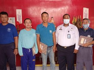 Tiga Narapidana di Lapas Narkotika Cirebon Dapat Remisi Waisak