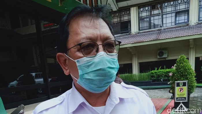 Tim Ahli Satgas Percepatan Pengendalian COVID-19 Kabupaten Klaten dokter Roni Roekmito. (Achmad Syauqi detikcom)