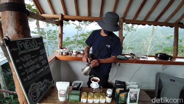 Restoo Tumpeng menoreh destinasi wisata baru di Magelang, Jawa Tengah