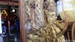 Khusyuk Waisak di Vihara Tanda Bhakti Bandung