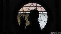 Umat Buddha merayakan Waisak di Vihara Tanda Bhakti (VTB), Kota Bandung, Rabu (26/5/2021). 
