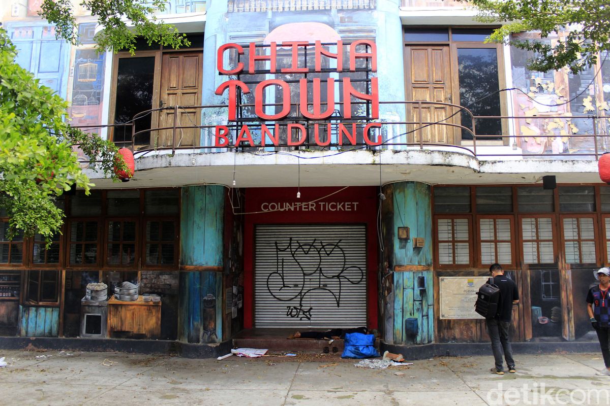 Chinatown Bandung Kini Terbengkalai Hingga Jadi Tempat Uji Nyali