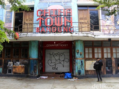 Chinatown Bandung Jadi Tempat Uji Nyali sampai Curug Kebanggaan Warga Bekasi