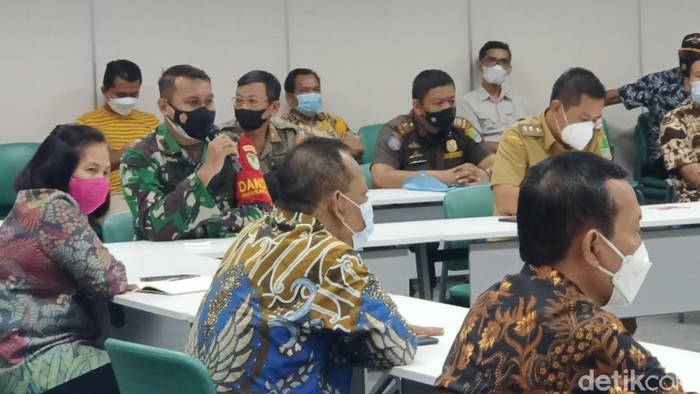 Dua perusahaan di Karawang ditegur Satgas gegara tak laporkan karyawan kena Corona