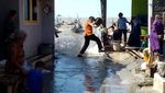 Efek Gerhana Bulan, Ruas Jalan di Surabaya Ini Terendam Banjir Rob