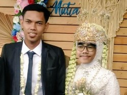 8 Foto Editan Nyeleneh Pasangan Gagal Romantis, Bengek Nggak Habis Pikir!