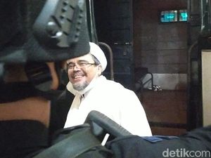 HRS Ungkit Airlangga hingga Ahok Rahasiakan Kena COVID-19
