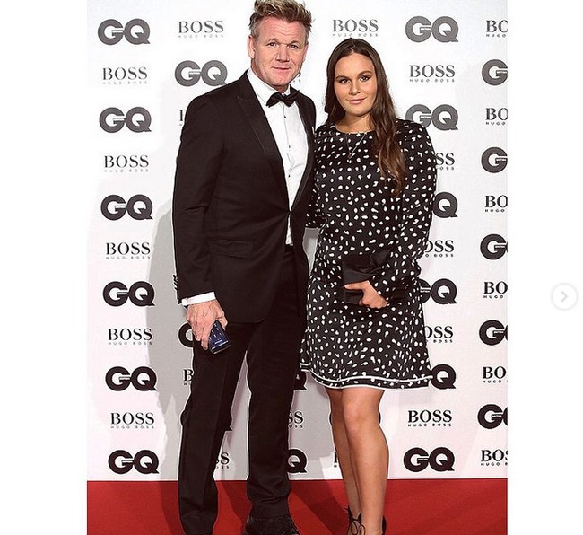 Untungnya, sang ayah yang merupakan chef ternama itu sangat mendukungnya. Holly menyebut keluarganya sebagai pendukung tanpa syarat. Foto: dok. Instagram/@ hollyramsayy