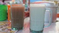 Selain kemang tahu, juga tersedia minuman hangat lainnya seperti jahe murni, susu jahe merah, kopi jahe dan lainnya. Foto: detikcom/Riska Fitria