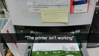 Penyebab printer macet, ternyata.... Foto: dok Bored Panda