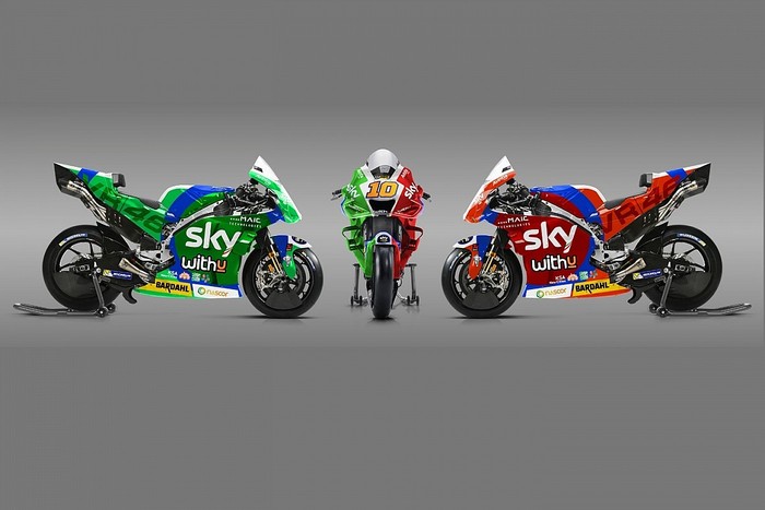 Motor Luca Marini Dibalut Bendera Italia