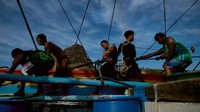 Para nelayan mengatakan melaut di daerah sengketa tersebut telah menjadi rutinitas mereka sejak bertahun-tahun silam.  