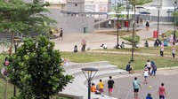 Selain itu Rumah Sakit Darurat COVID-19 (RSDC) Wisma Atlet juga melaporkan adanya peningkatan jumlah pasien. Berdasarkan data pengelola, jumlah pasien COVID-19 yang dirawat di RSDC Wisma Atlet Kemayoran saat ini menunjukkan peningkatan sebesar 10 persen dalam kurun waktu sembilan hari terakhir terhitung sejak Selasa (18/5/2021) yaitu sebesar 15,02 persen menjadi 25,21 persen.  ANTARA FOTO/M Risyal Hidayat  
