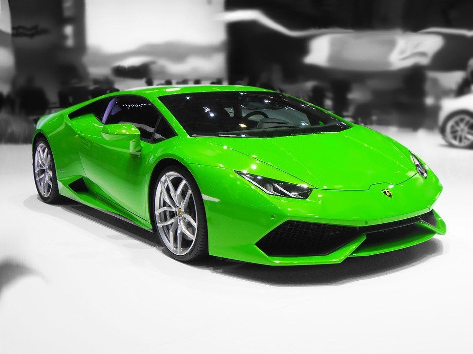 Percaya Dapat Lamborghini dari Tuhan, Pengangguran Ini Tak Makan Sebulan Lebih