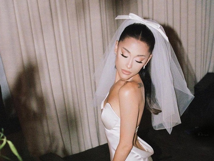 Pernikahan Ariana Grande Pernikahan Ariana Grande