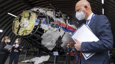 Potret Bangkai Pesawat MH17, Tragedi Dunia Aviasi yang Tak Terlupakan