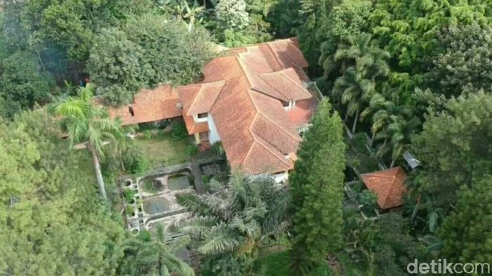Geger Rumah Mewah Terbengkalai di Bandung Barat Kesaksian Warga
