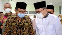 Ketua Umum Partai Amanat Nasional Zulkifli Hasan melakukan kunjungan ke Semarang, Jawa Tengah. Wakil Ketua MPR RI itu menghadiri acara silaturahmi dan halal bihalal yang diselenggarakan oleh Pimpinan Wilayah Muhammadiyah (PWM) Jawa Tengah di kampus Universitas Muhammadiyah Semarang (UNIMUS).   