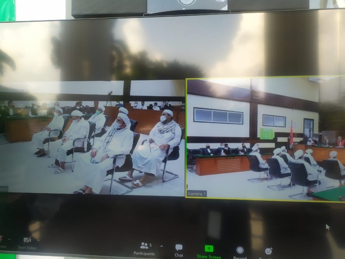 Sidang vonis kasus kerumunan Petamburan (Luqman-detikcom)
