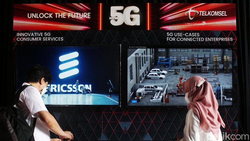 Telkomsel menjadi provider pertama yang menerapkan 5G di Indonesia dengan mengusung tema '5G Unlock The Future' yang resmi diluncurkan hari ini, Kamis (27/5/2021).
