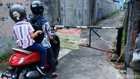 Dua RT ini berada di Dusun Plosoarum, Desa Sekarsuli, Kecamatan Klaten Utara.