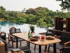 5 Kafe Bernuansa Bali Ini Asri dan Nyaman