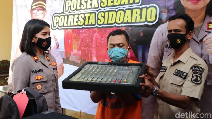nekat membobol masjdi karena terlilit utang  pinjol