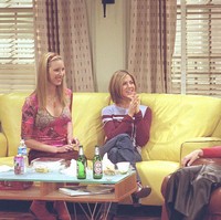 Rambut yang sama menemani penampilan Rachel Green di musim berikutnya. Hanya saja, rambut priang Rachel ditata lebih lurus. (Foto: Getty Images/NBC)