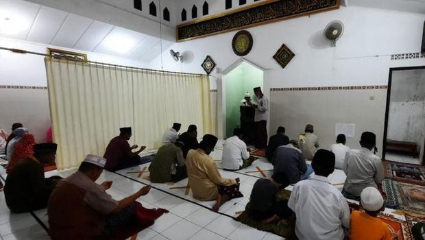 Untuk mengetahui arah kiblat salat, saat ini adalah waktu yang tepat untuk melakukan pengukuran. Karena saat ini merupakan Istiwa A'dham atau Rashdul Qiblah.