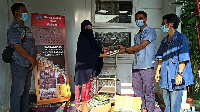 Sebuah program bertajuk Rumah Daulat Buku (RUDALKU) sebagai wadah menggalakan budaya literasi demi mencerdaskan anak bangsa.