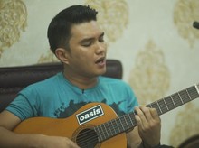 Chord Deretan Lagu Galau Indonesia 2000-an yang Bikin Baper