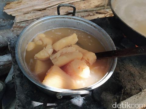 Bajingan yang Ini Rasanya Manis dan Enak
