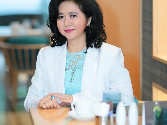 Foto dokter spesialis gizi klinik dr Cindiawaty Josito Pudjiadi MARS, MS, SpGK. Foto dokter spesialis gizi klinik dr Cindiawaty Josito Pudjiadi MARS, MS, SpGK.