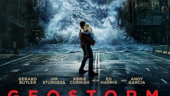 Geostorm adalah sebuah film bencana fiksi ilmiah Amerika Serikat tahun 2017 yang disutradarai, ditulis, dan diproduksi oleh Dean Devlin dalam debut penyutradaraan film. Film ini menceritakan usaha tokoh utama yang diperankan Gerard Butler memperbaiki satelit yang bisa mengendalikan cuaca setelah tiga tahun berhasil melindungi bumi namun karena ada sesuatu yang salah satelit yang bisa membahayakan warga bumi. Foto: IMDB