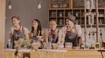 Cantiknya Glenca Chysara saat Ngopi di Kafe Kekinian