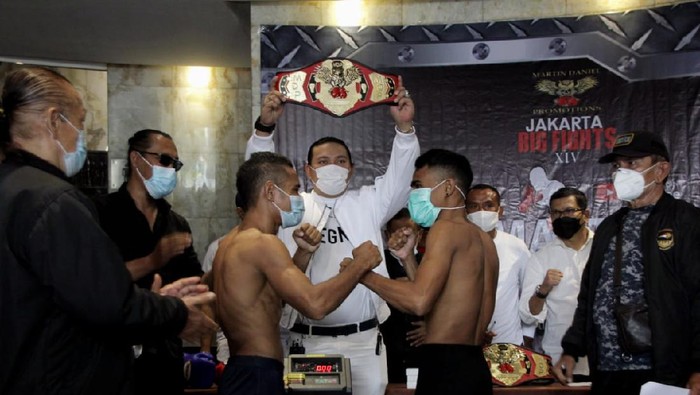 Ada turnamen tinju Jakarta Big Fights XIV yang mempertandingkan 14 duel