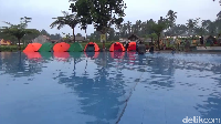 Ingin kemping di kaki gunung Semeru? Obyek wisata Tirtosari ini bisa jadi pilihan. Destinasi wisata ini berada di Desa Penanggal, Kecamatan Candipuro, Lumajang. (Nur Hadi Wicaksono/detikTravel)
