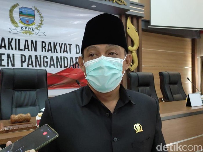 Ketua DPRD Pangandaran Asep Noordin