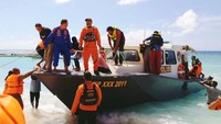 Sebanyak 181 penumpang dan 14 anak buah kapal (ABK) Kapal Motor Karya Indah yang mengalami kebakaran di tengah lautan Maluku Utara (Malut) telah dievakuasi. 
