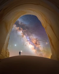 Foto Galaksi Bima Sakti yang terpilih dalam Milky Way Photographer of the Year 2021