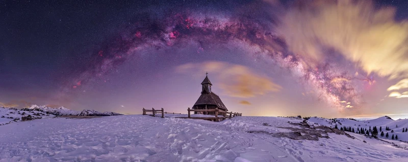 Foto Galaksi Bima Sakti yang terpilih dalam Milky Way Photographer of the Year 2021
