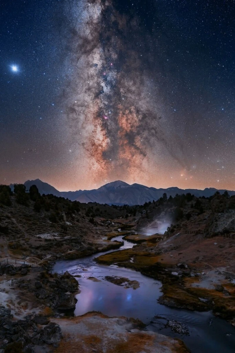 Foto Galaksi Bima Sakti yang terpilih dalam Milky Way Photographer of the Year 2021