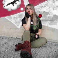 Kepada Rolling Stone, Profesor antropologi budaya Rebecca Stein mengatakan jika militer Israel memang sering mengagungkan tentara cantik mereka sebagai simbol negara. Namun hal ini belum tentu membuahkan hasil mengingat lebih banyak orang yang simpati pada Palestina. Kami lihat konten dan pesannya dikerdilkan oleh (besarnya) skala penggunaan media sosial (untuk mendukung) Palestina dan solidaritas global, ujarnya. Foto: Instagram @callsignwaifu