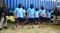 Sembilan orang ditetapkan menjadi tersangka dalam kasus ini.